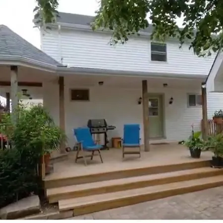 Garden 2 Storey House Niagara Falls Exterior photo