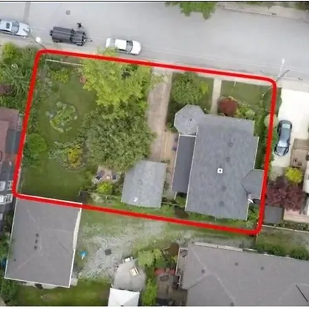 Garden 2 Storey House Niagara Falls Exterior photo