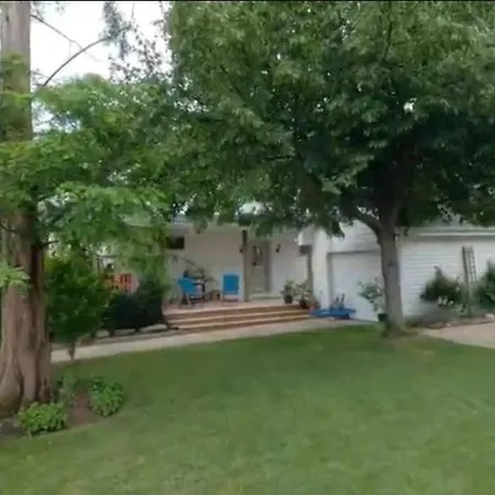 Garden 2 Storey House Niagara Falls Exterior photo